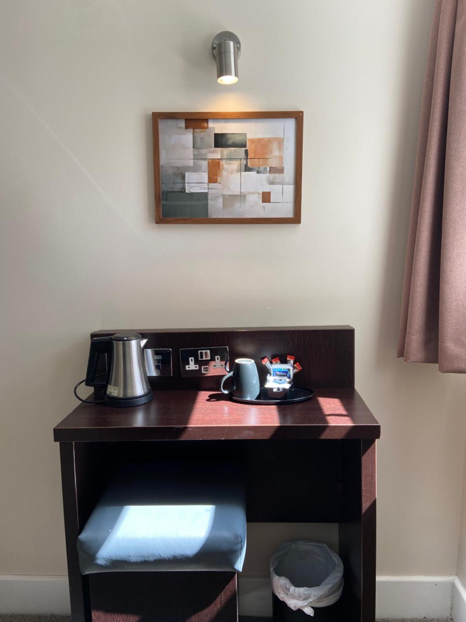 Trebovir Hotel London Ruang foto