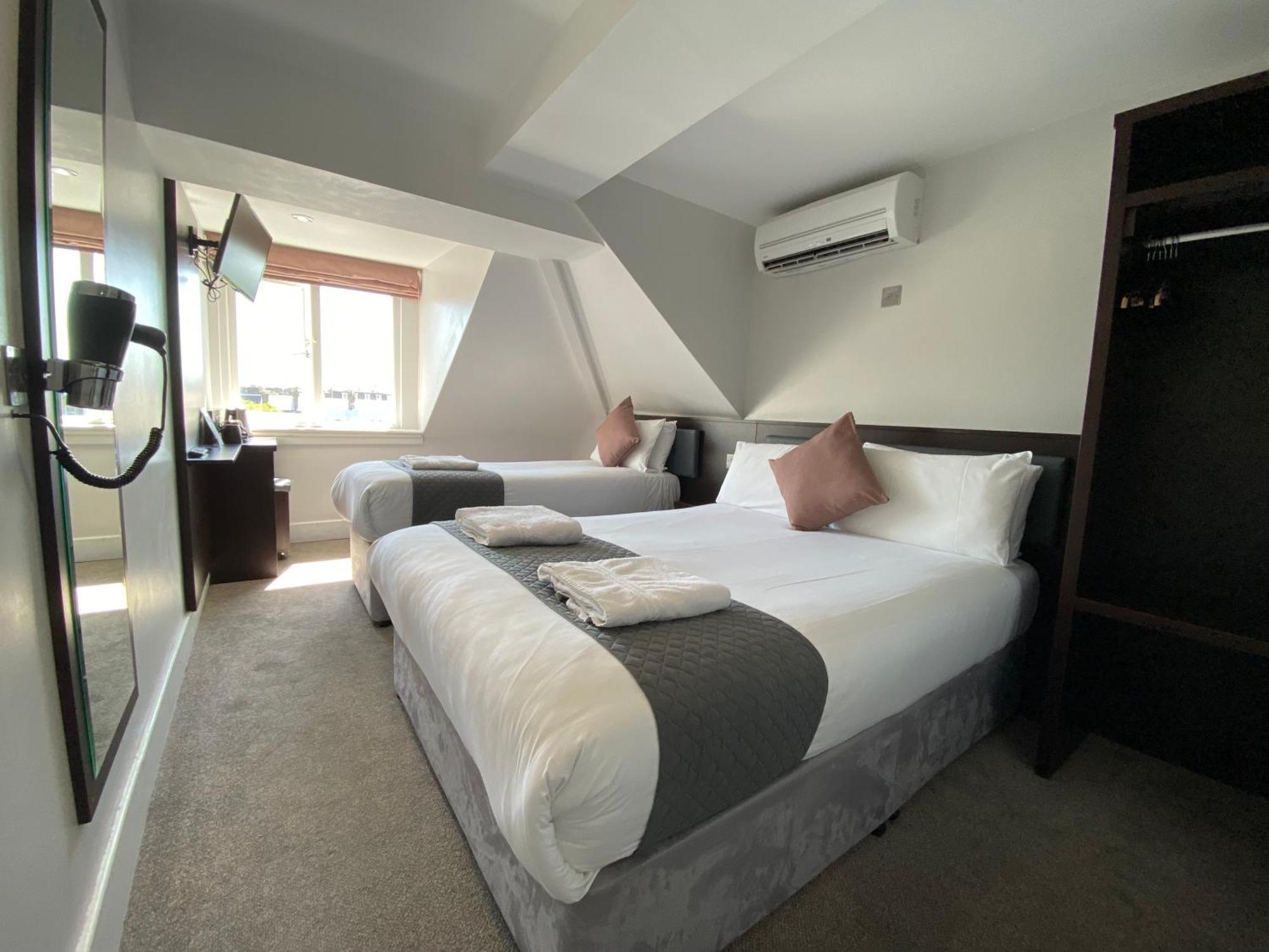 Trebovir Hotel London Bagian luar foto