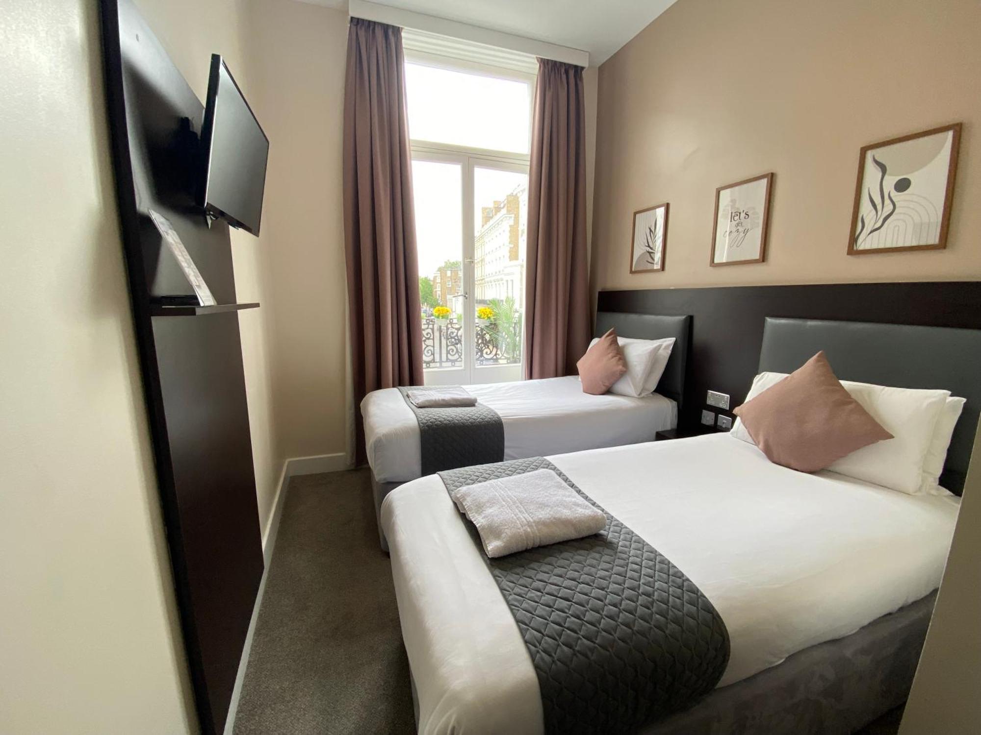Trebovir Hotel London Bagian luar foto